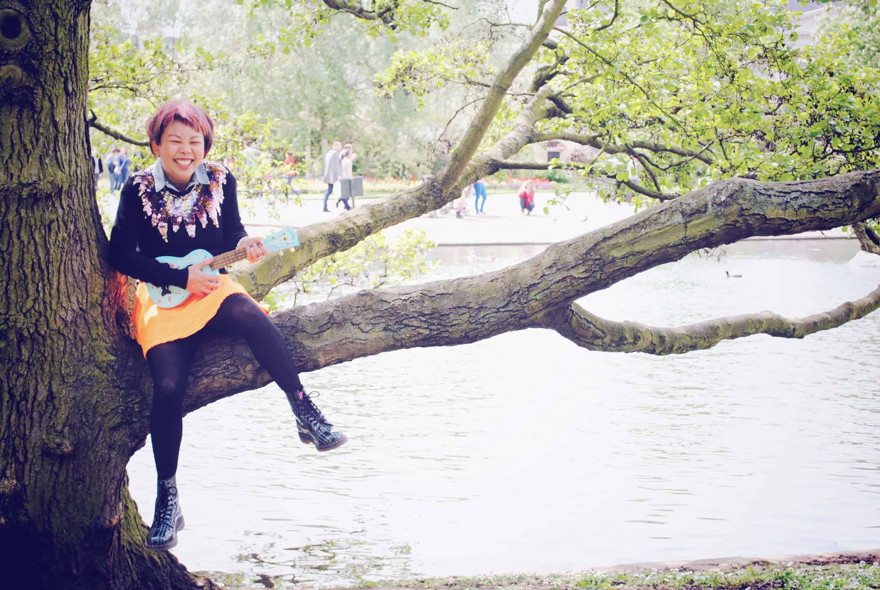 Regents Park with my ukulele