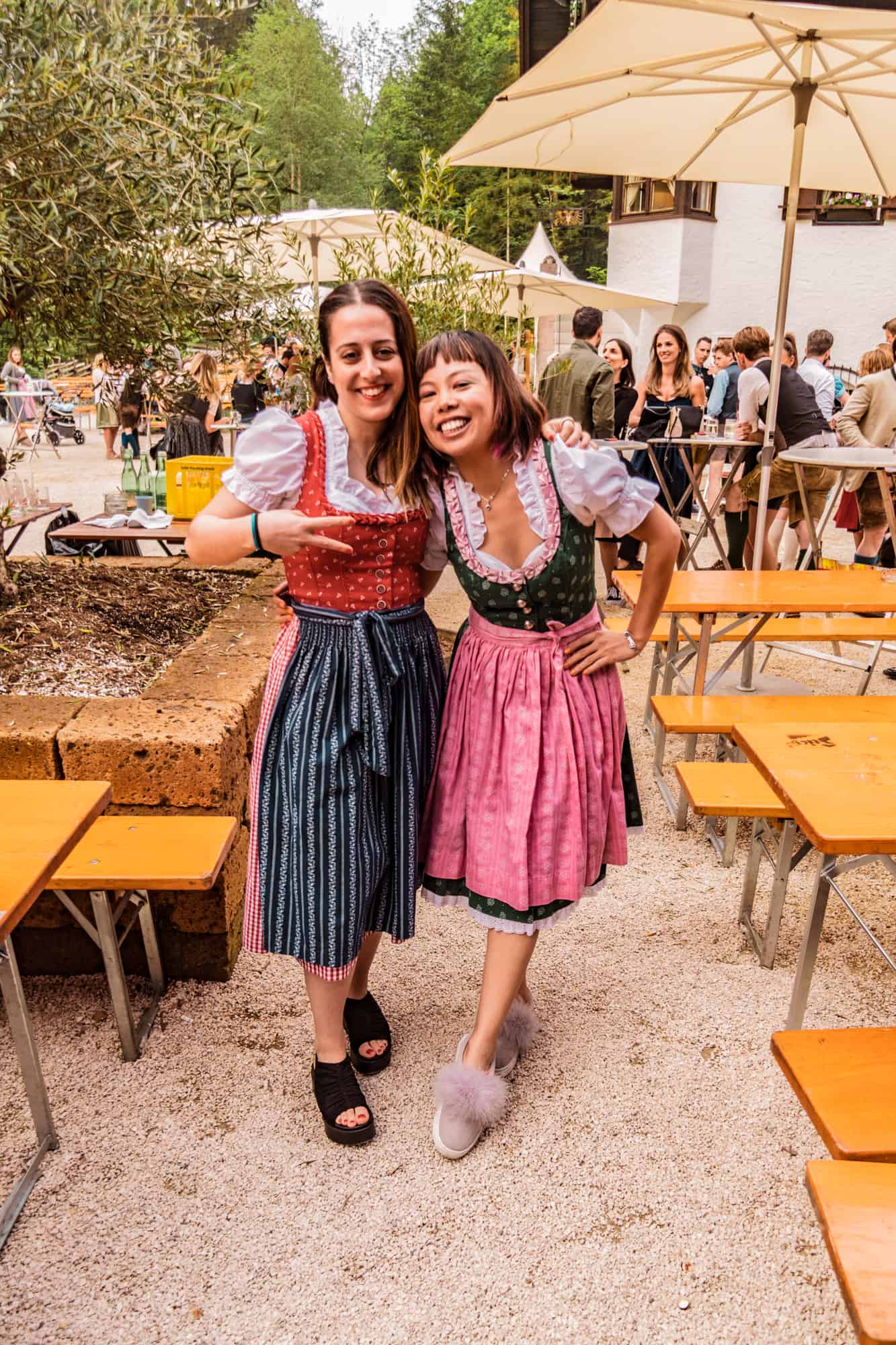 two girls in dirndls