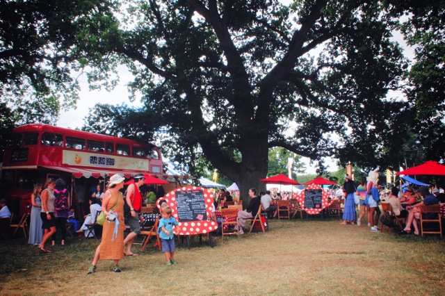 teatime bus